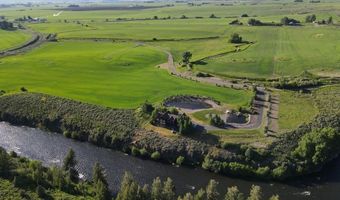 3944 Schaefer Ln, Ashton, ID 83420