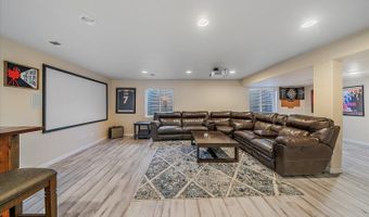 1392 S Duquesne Cir, Aurora, CO 80018