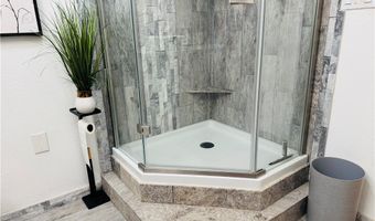 1340 Gemstone Ave, Bullhead City, AZ 86442