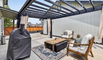 1347 Scarlet Oak Dr, Gardnerville, NV 89410