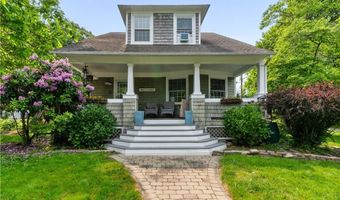 50 Clipper Way, Bristol, RI 02809