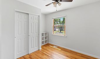 59 Park Ave, Bayville, NJ 08721