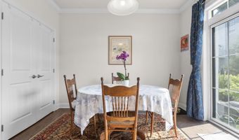 5 W Cross Trl 5, Danbury, CT 06810