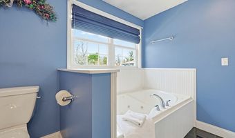 49 Brown St, Attleboro, MA 02703