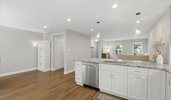 3714 MOUNT AIREY Ln, Annandale, VA 22003
