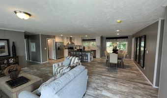 7413 Detonti Rd, Bauxite, AR 72011