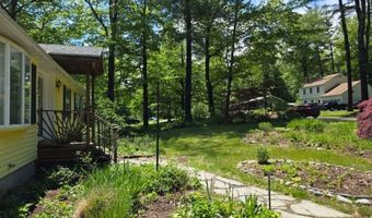 184 Carriage Hill Rd, Brattleboro, VT 05301