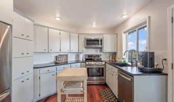 65140 78th St, Bend, OR 97703