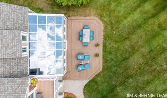3235 Lakeview Dr, Allegan, MI 49010
