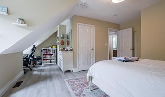 9 Taconic Dr, Amherst, NH 03031