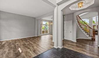 2317 Barrett Dr, Algonquin, IL 60102