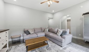 1067 LEGENDARY Pkwy, Arley, AL 35541