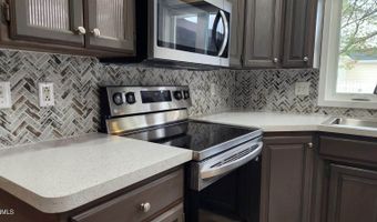 2630 Henry St, Bismarck, ND 58503
