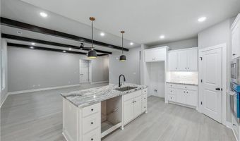 10 Olmsted Cir, Bella Vista, AR 72715