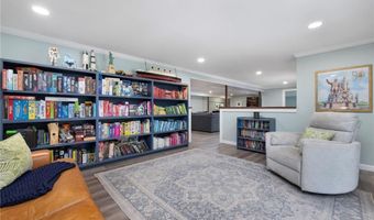 449 Sylvan Ct, North Kingstown, RI 02874