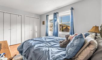 35 Kent Ave, Bridgeport, CT 06610