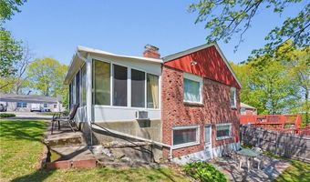 35 N Long St, Johnston, RI 02919
