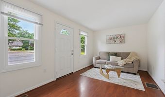 23 Milk St 2, Attleboro, MA 02703