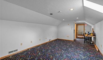 16582 Valley Dr NW, Andover, MN 55304