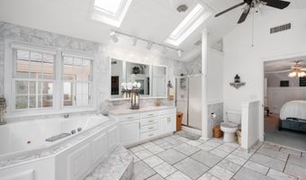 5107 Knollwood Ln, Anderson, IN 46011