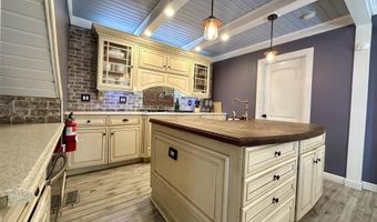 224 5th St A, Beach Haven, NJ 08008