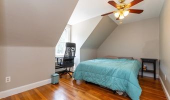15 Peak Hill Rd, Boston, MA 02132