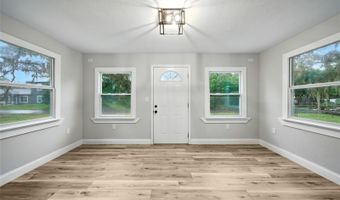 203 HERBERT St, Auburndale, FL 33823