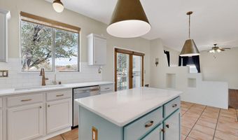10809 CHICOBUSH Dr NW, Albuquerque, NM 87114