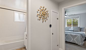 11 R St SE, Auburn, WA 98002