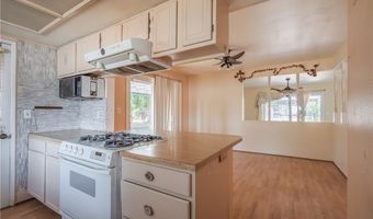 4864 E Mckinnon Dr, Anaheim, CA 92807
