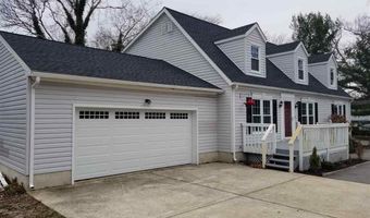 161 E Wyoming Ave, Absecon, NJ 08201