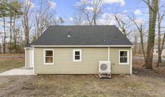 117 W Chippen Hill Rd, Burlington, CT 06013