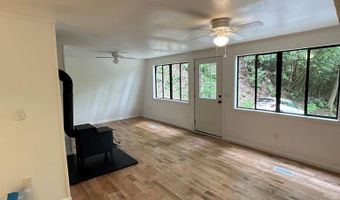 1136 Granny Squirrel Dr, Andrews, NC 28901