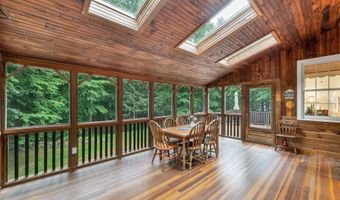 55 Dunlap Dr, Bedford, NH 03110