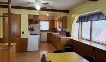 904 Oak St, Atlantic, IA 50022