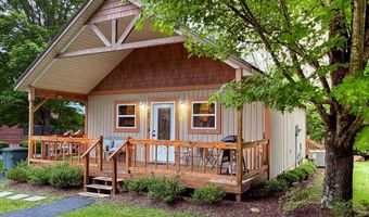 100 Lazy Bear Trl, Andrews, NC 28901