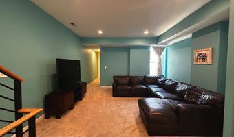 1327 HARVARD St NW, Washington, DC 20009