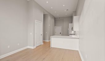 925 N FAIRFAX St 207, Alexandria, VA 22314