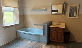 176 Store Hill Rd, Bethel, VT 05032