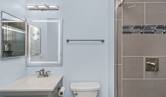 2129 W Concord Ln, Addison, IL 60101