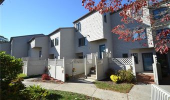 49 Seabreeze Ln 49, Bristol, RI 02809
