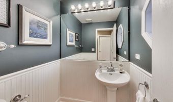 1905 N Stillwater Rd, Arlington Heights, IL 60004