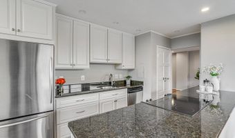400 MADISON St #704, Alexandria, VA 22314