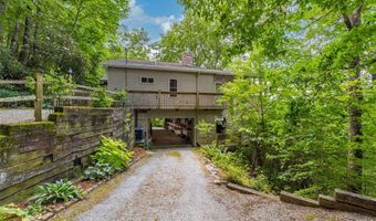 471 Rivard Rd, Glenville, NC 28736