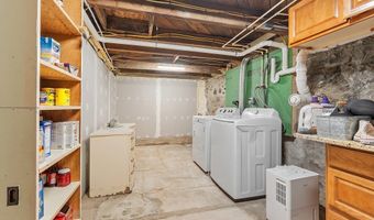 55 Ashby Rd, Ashburnham, MA 01430