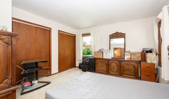 40581 N Sunset Dr, Antioch, IL 60002