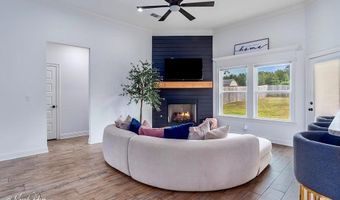 203 Katie Cir, Shreveport, LA 71107