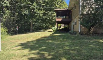 7930 Rolling Hills Dr, Athens, OH 45701