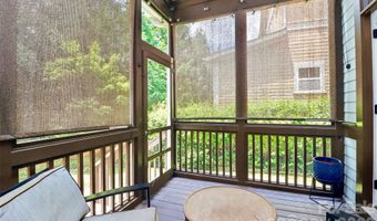 1539 Tippah Park Ct, Charlotte, NC 28205