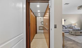 6408 MAYRA SHORES Ln, Apollo Beach, FL 33572